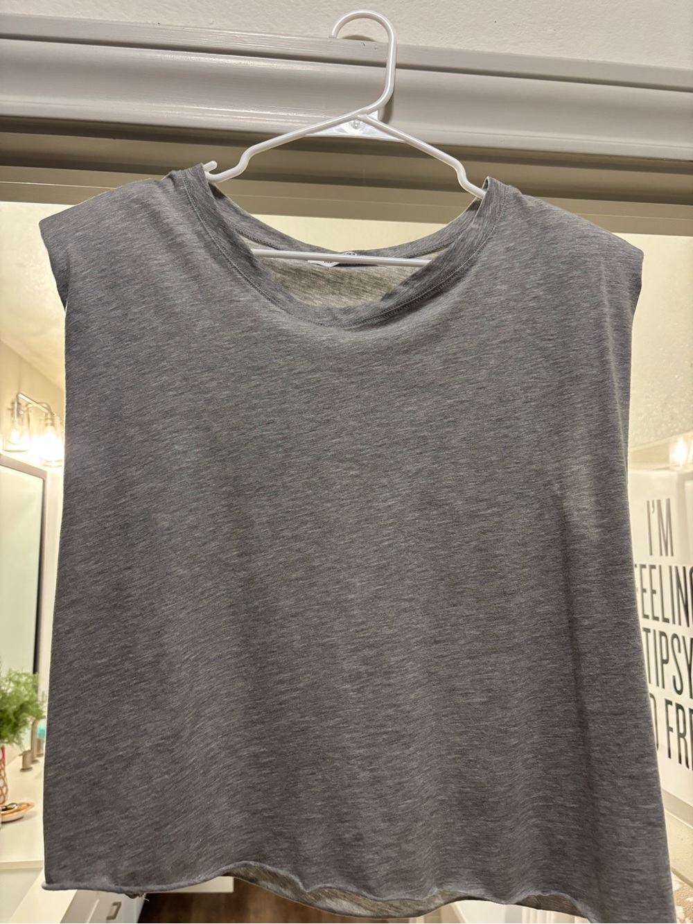 Project Social T LARGE
Shoulder Pad Muscle Tank - Gray